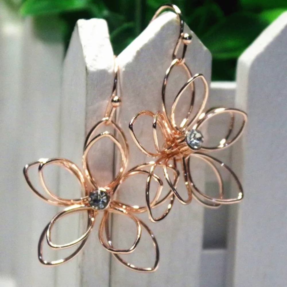 Women's simple hollow double-layer flower earrings